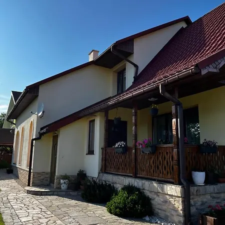 Ferienwohnung Bieszczadzki Zakatek Ustrzyki Dolne Exterior foto